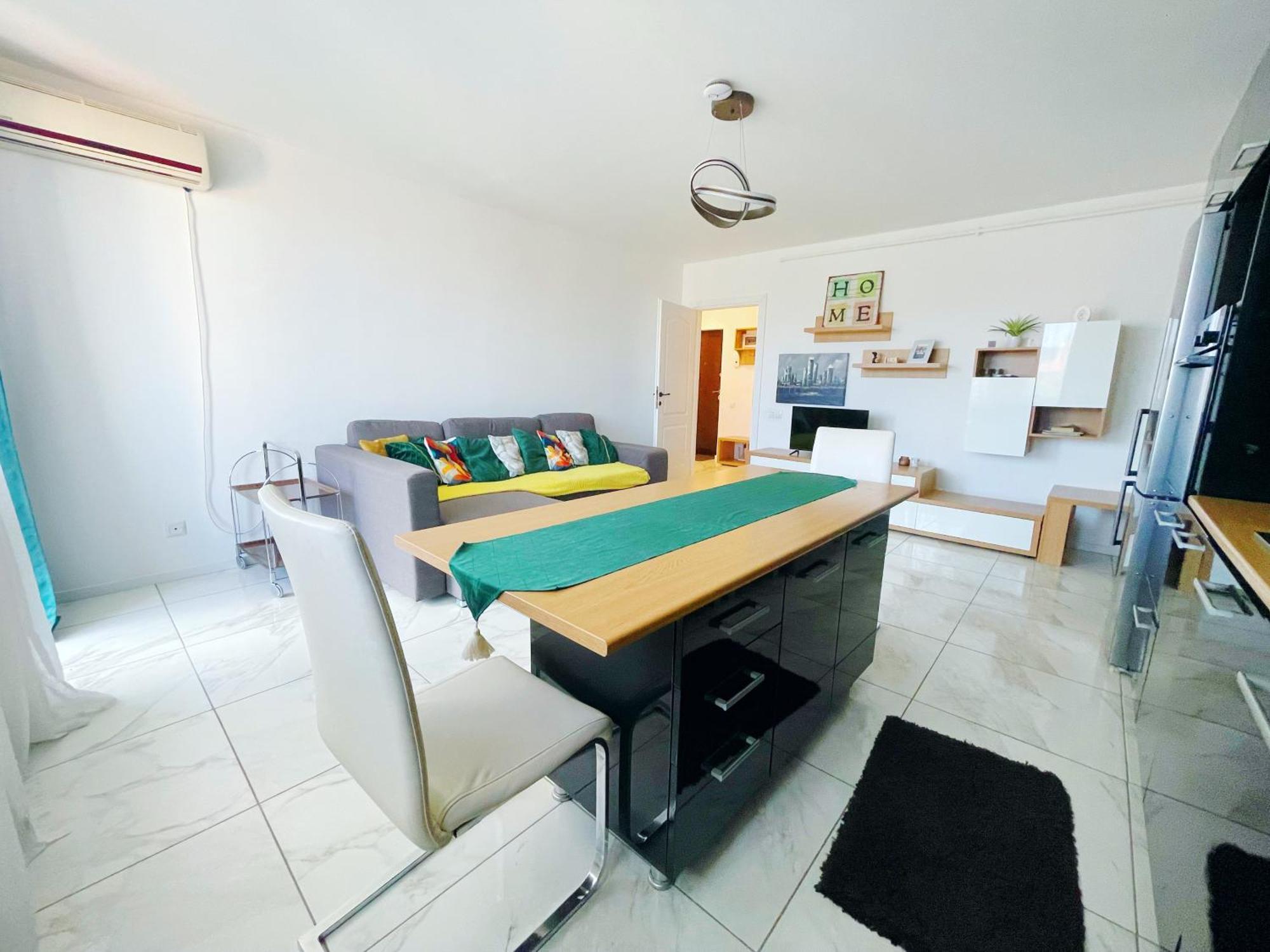 Apartment Yamalux - Ploiesti 33 *