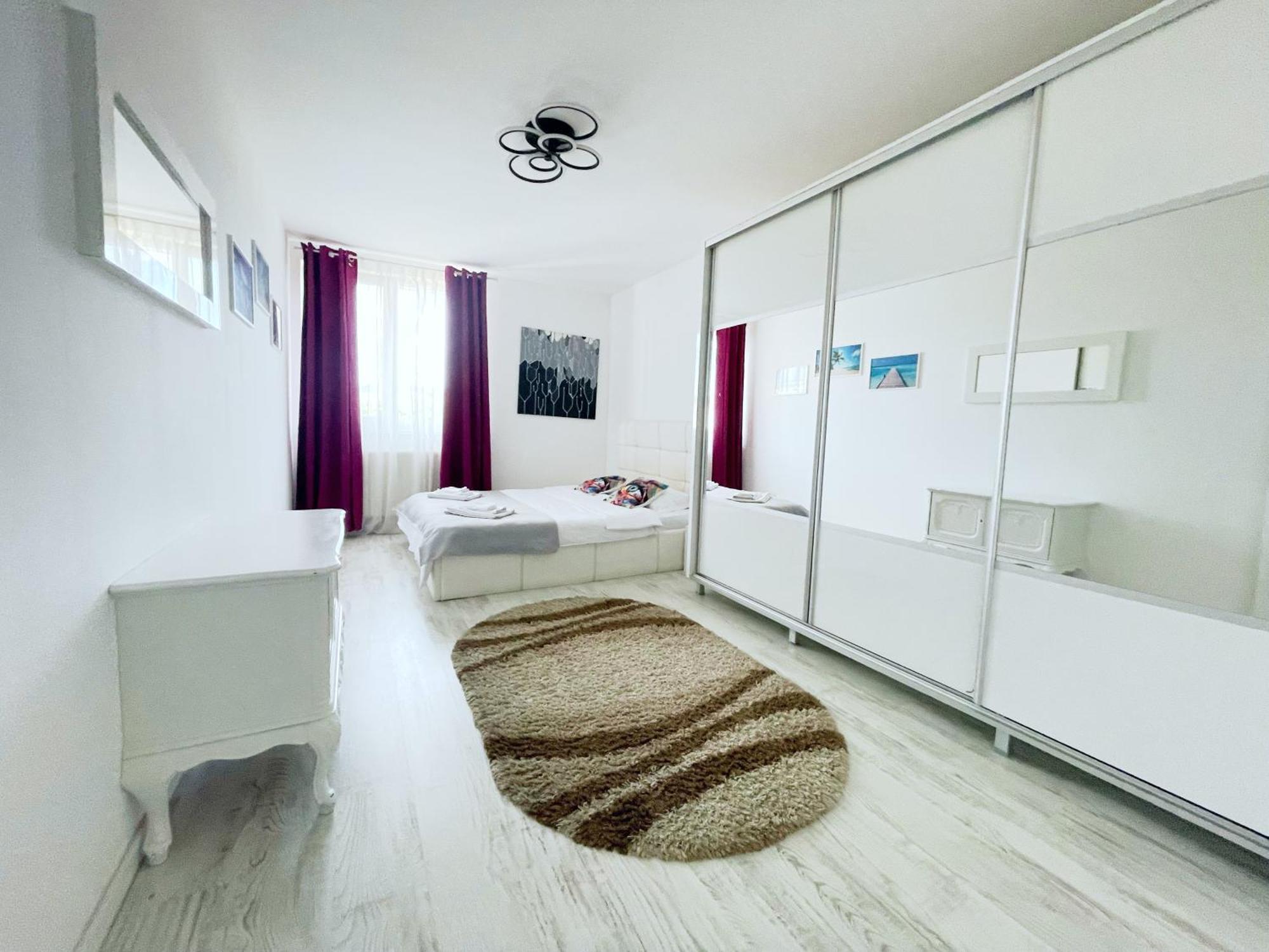 Yamalux - Ploiesti 33 Apartament